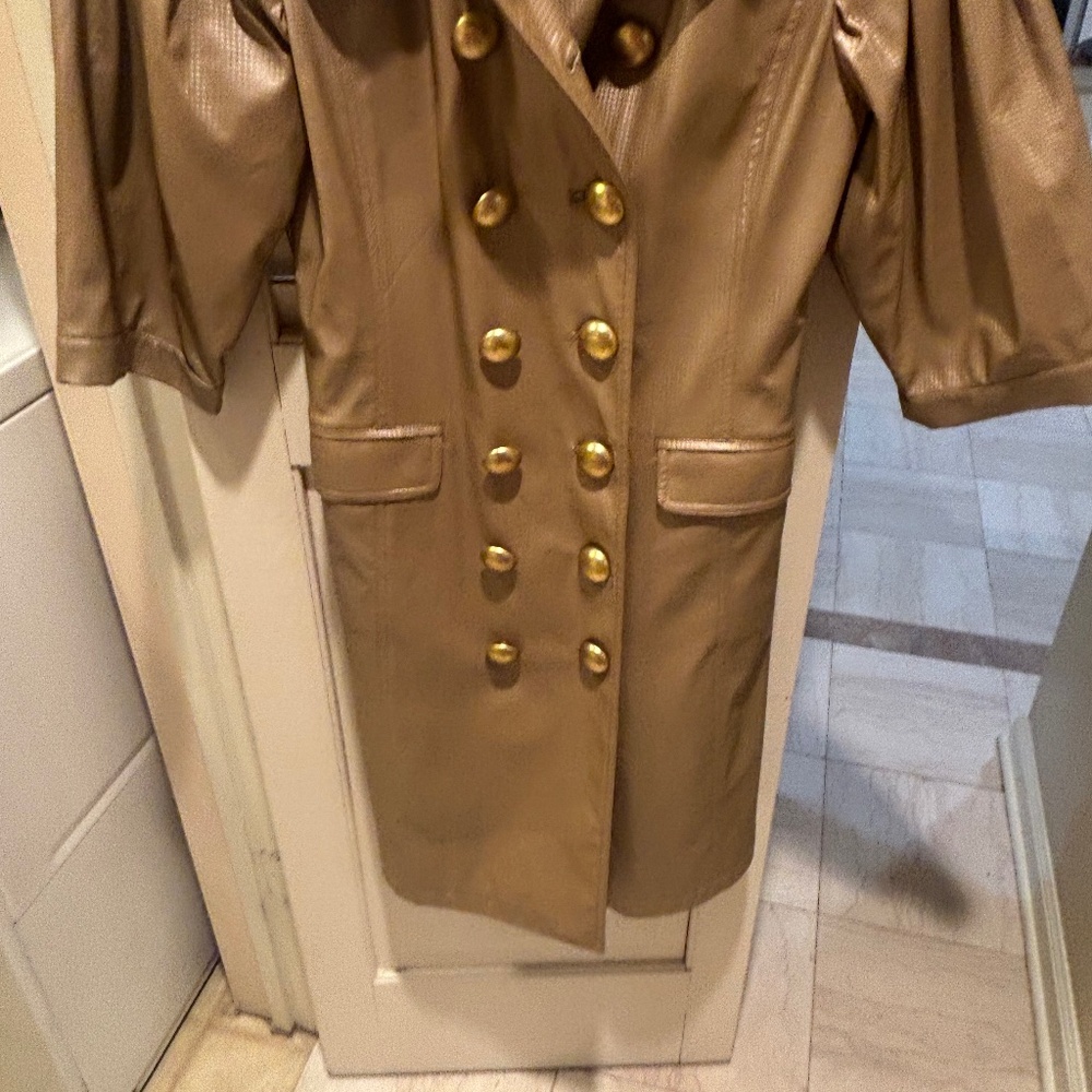 Vertigo Paris Rain Jacket Gold with gold buttons size small - Picture 2 of 5